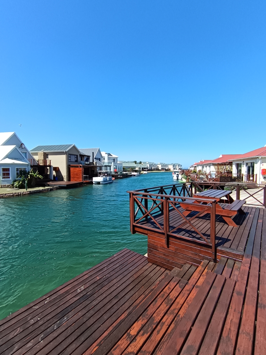 3 Bedroom Property for Sale in Marina Martinique Eastern Cape